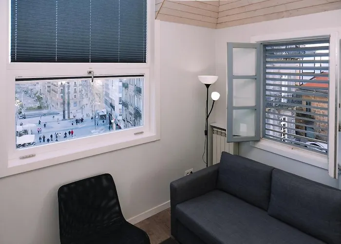 ático Con Luz Y Brillo En By * Vigo