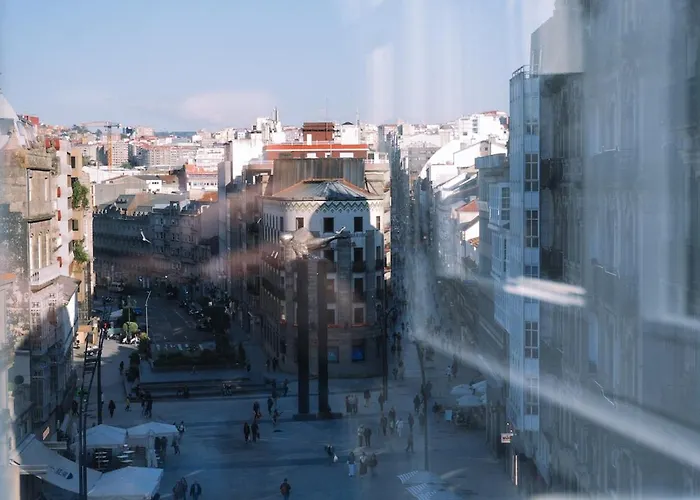 ático Con Luz Y Brillo En By *